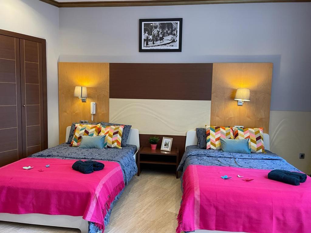 By La Rambla Rooms Барселона Экстерьер фото