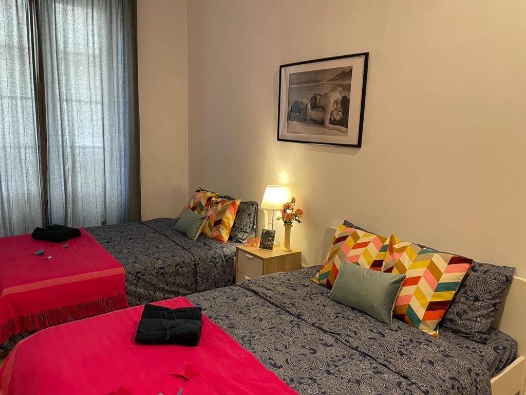 By La Rambla Rooms Барселона Экстерьер фото