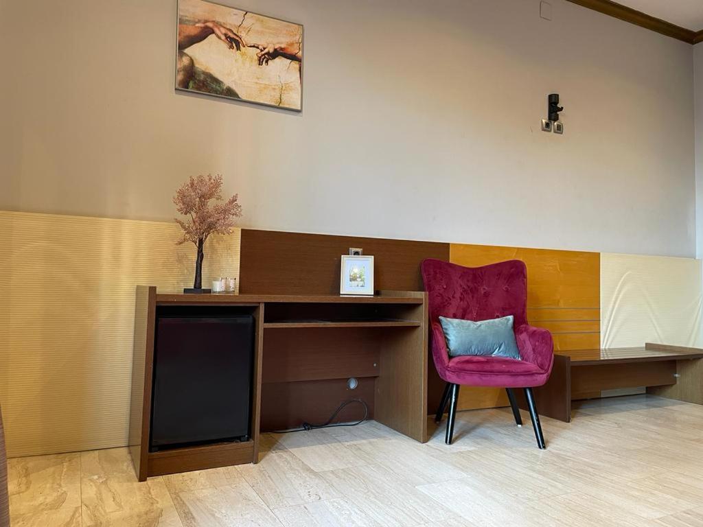 By La Rambla Rooms Барселона Экстерьер фото