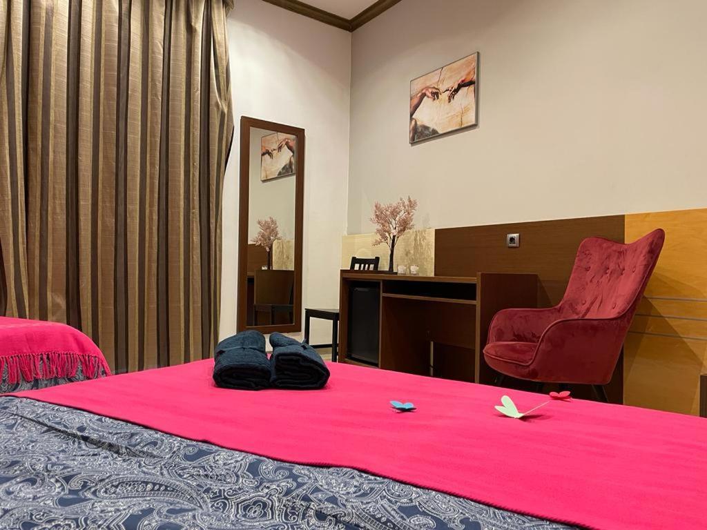 By La Rambla Rooms Барселона Экстерьер фото