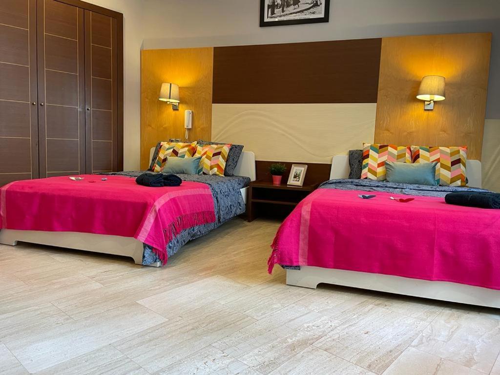 By La Rambla Rooms Барселона Экстерьер фото