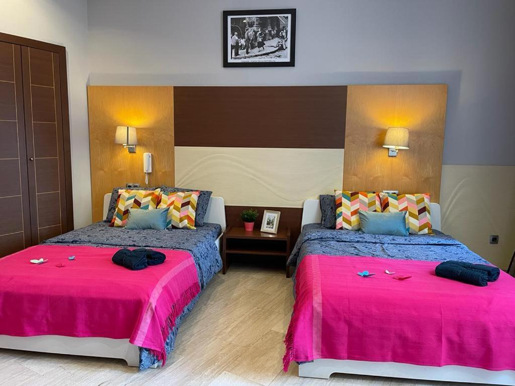 By La Rambla Rooms Барселона Экстерьер фото