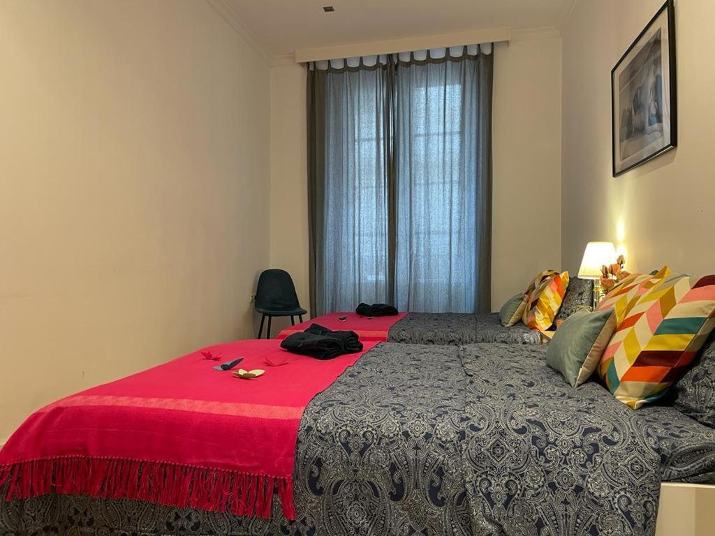 By La Rambla Rooms Барселона Экстерьер фото