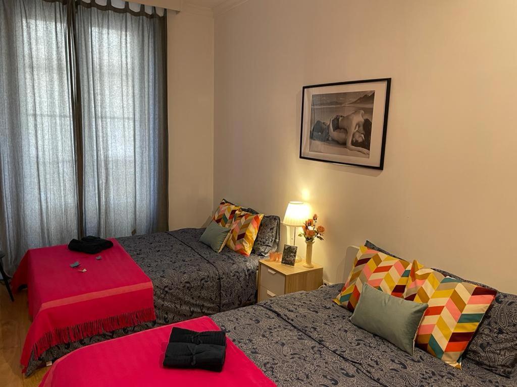 By La Rambla Rooms Барселона Экстерьер фото
