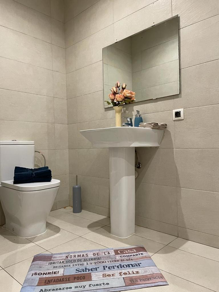 By La Rambla Rooms Барселона Экстерьер фото